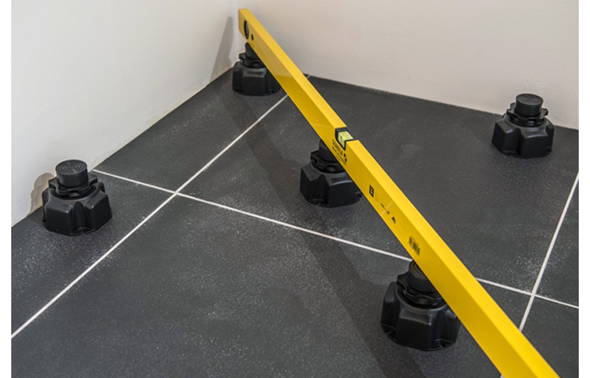 Easy Plumb Riser Kit E (For Offset Quadrant Trays)